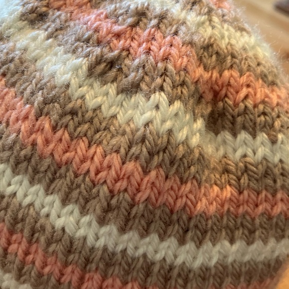 Hand knitted infant striped hats - Picture 5 of 8